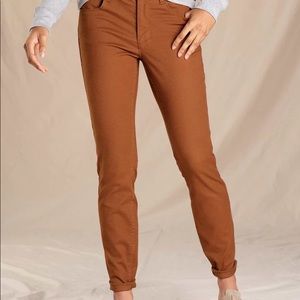 Toad&Co. Earthworks 5 pocket skinny pant